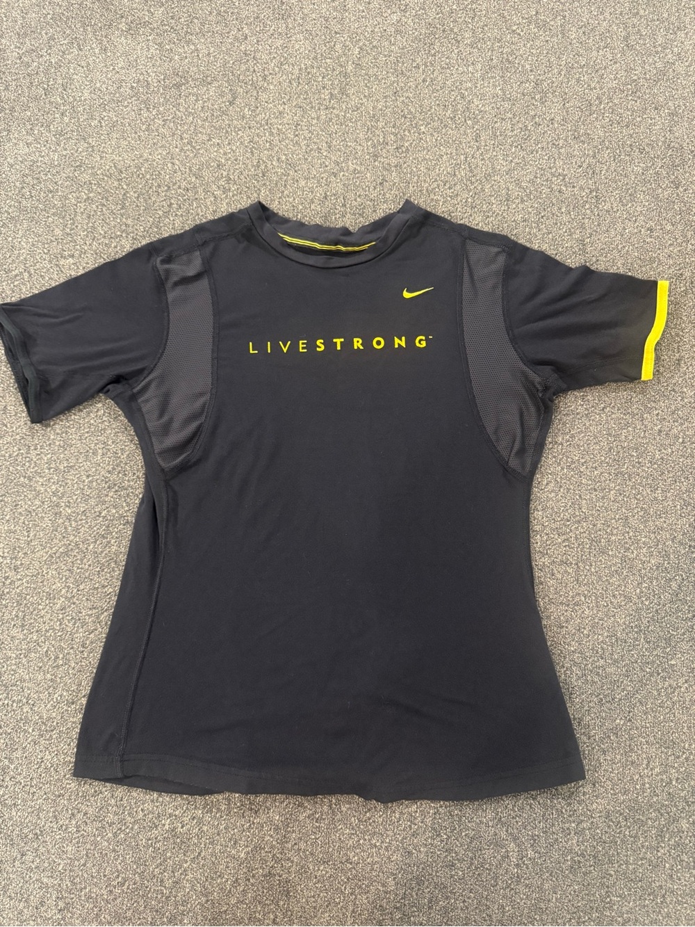 Nike Black LIVESTRONG Short Sleeve running Tee